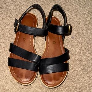 Unisa Black Leather Sandals